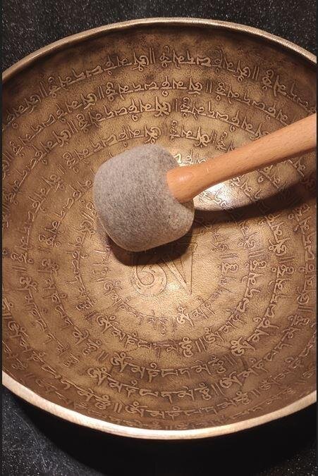 Bagno di Suoni e Vibrazioni delle campane tibetane in Energetika