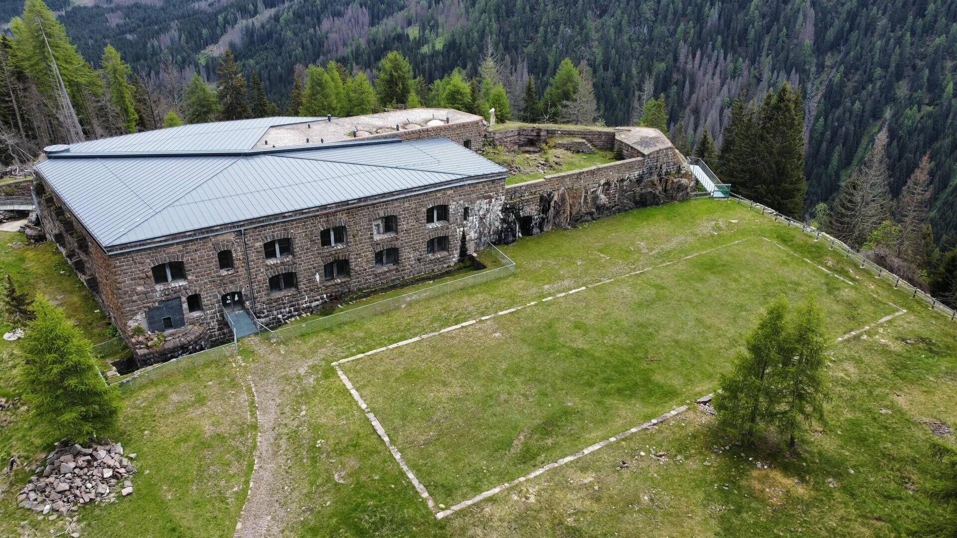 Forte Dossaccio, memorie di confine