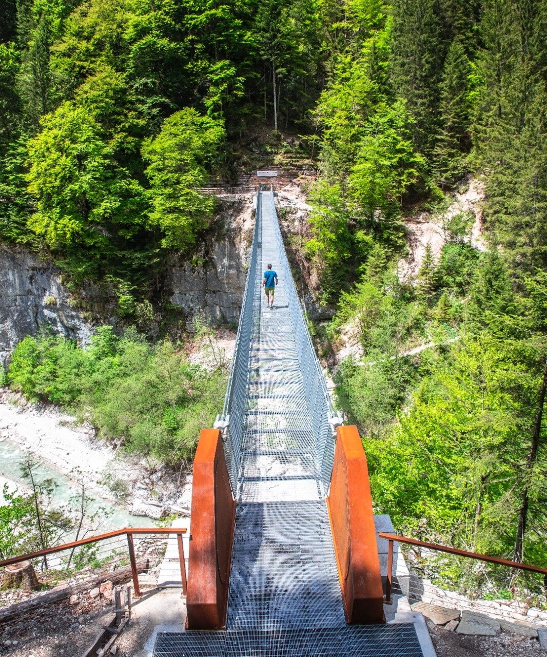 Rundweg Hängebrücke Val de Riva