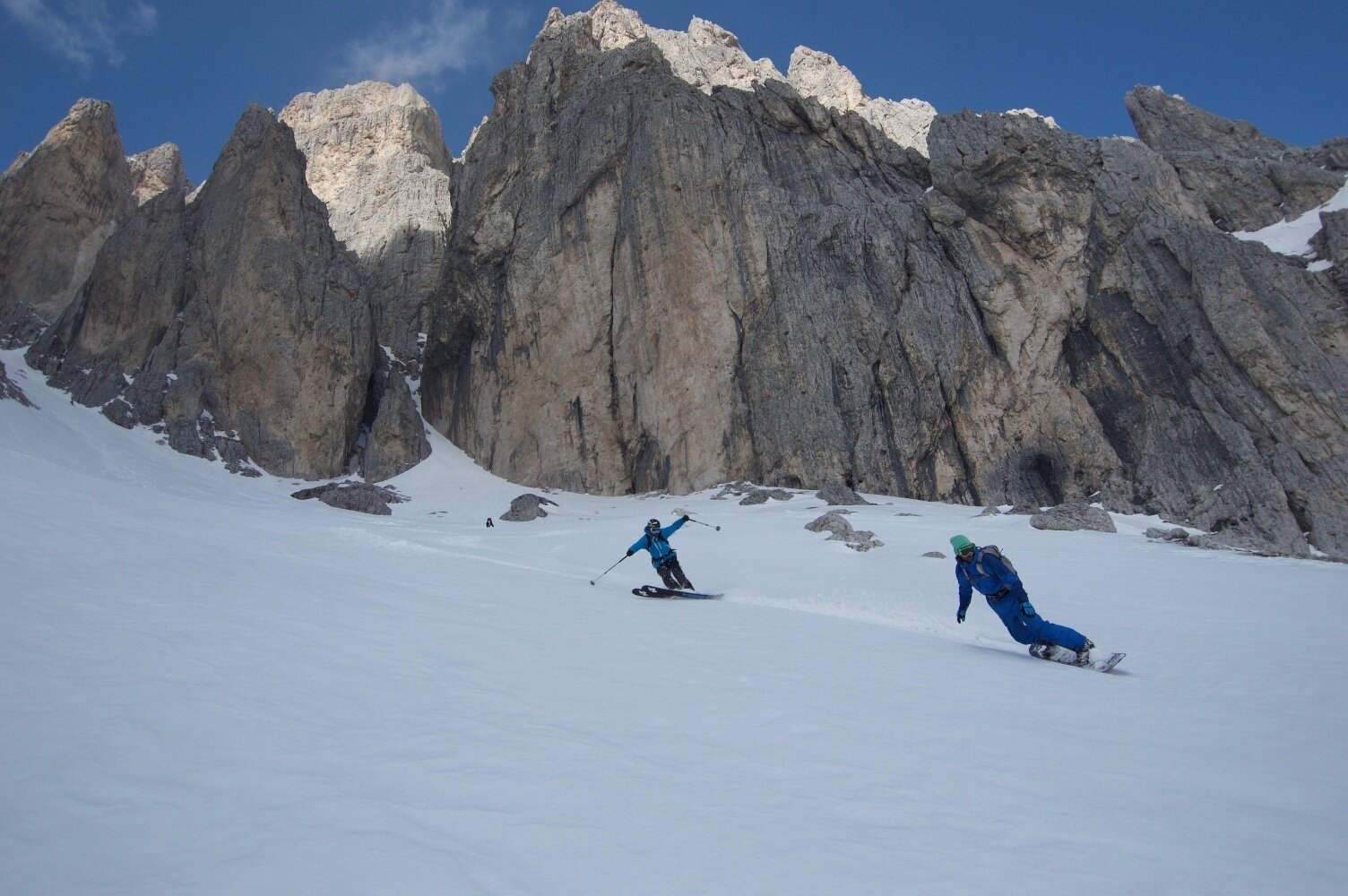 Crossing the Plateau, Fradusta Peak and descent to the Canali valley