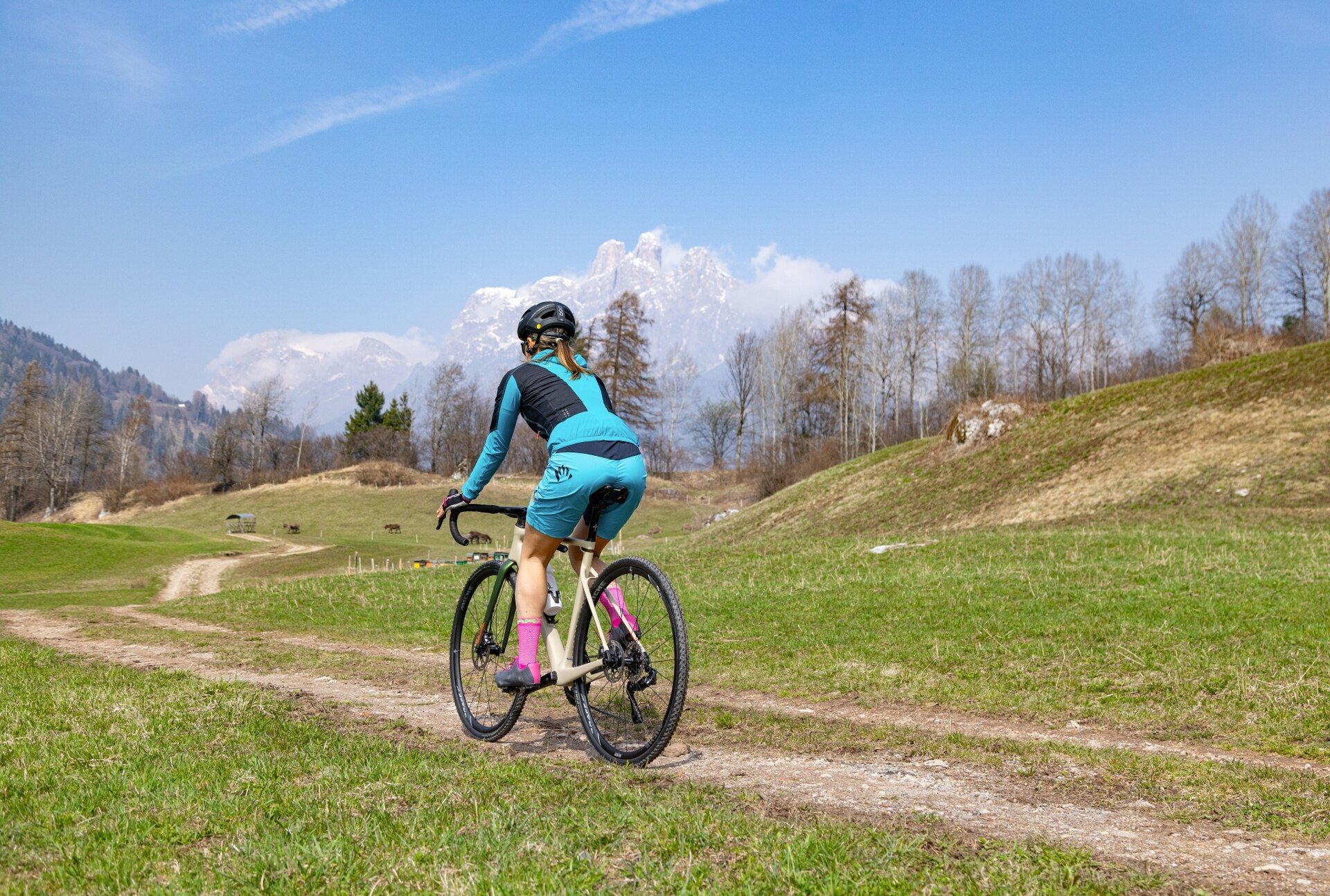 Img2 606369536 Default Variant