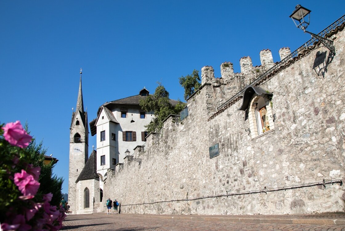 Img2 62455778 Default Variant