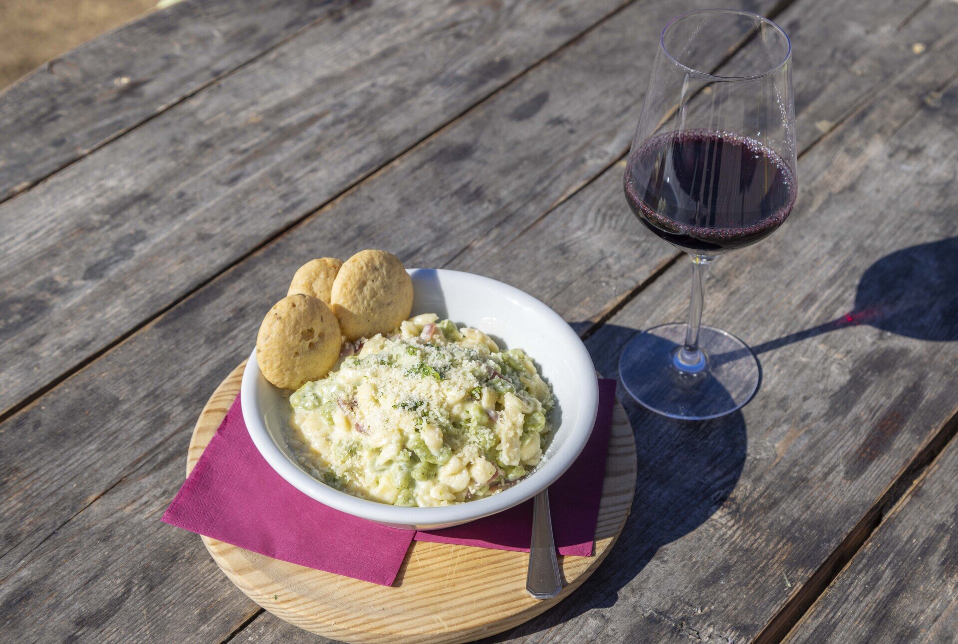 Content Dam Org 12 Images Full Rights Shopping Scoiattolo 0009