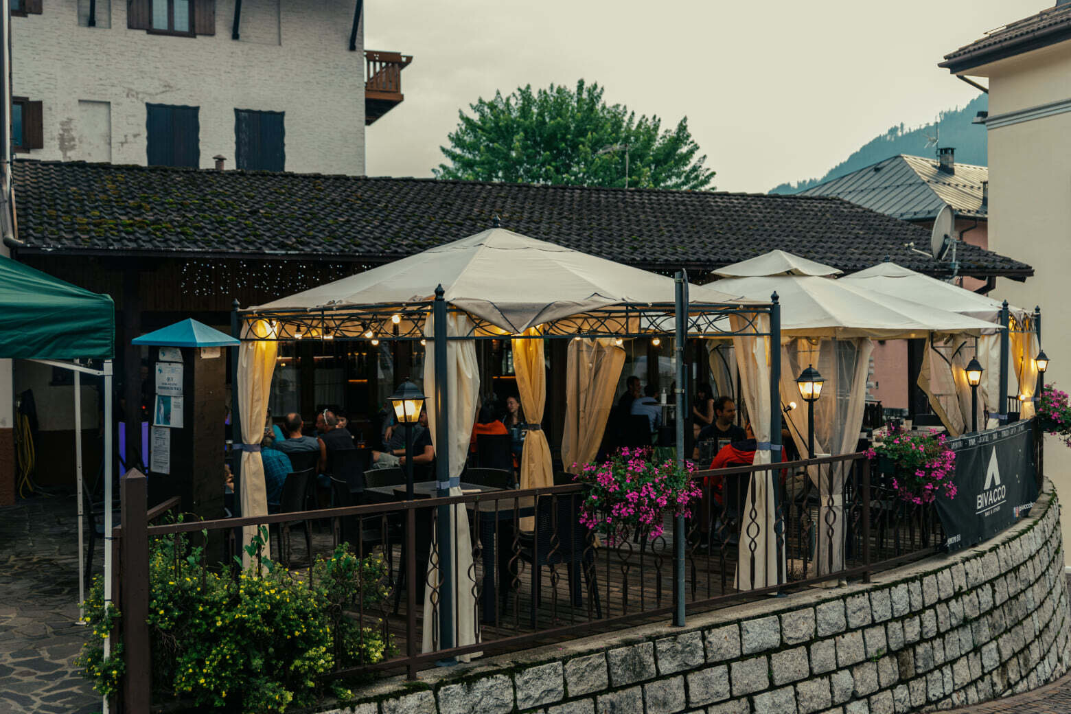 Content Dam Org 12 Images Full Rights Gusto Bivacco