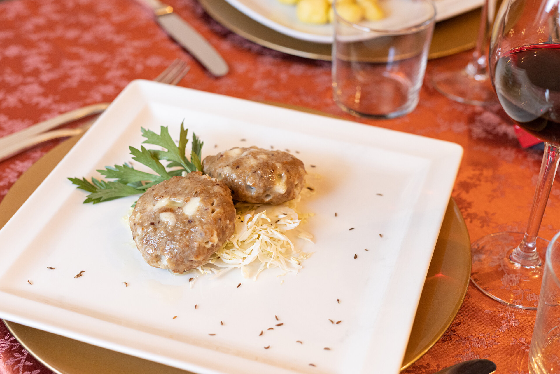 Content Dam Org 12 Images Full Rights Gusto La Perla 5