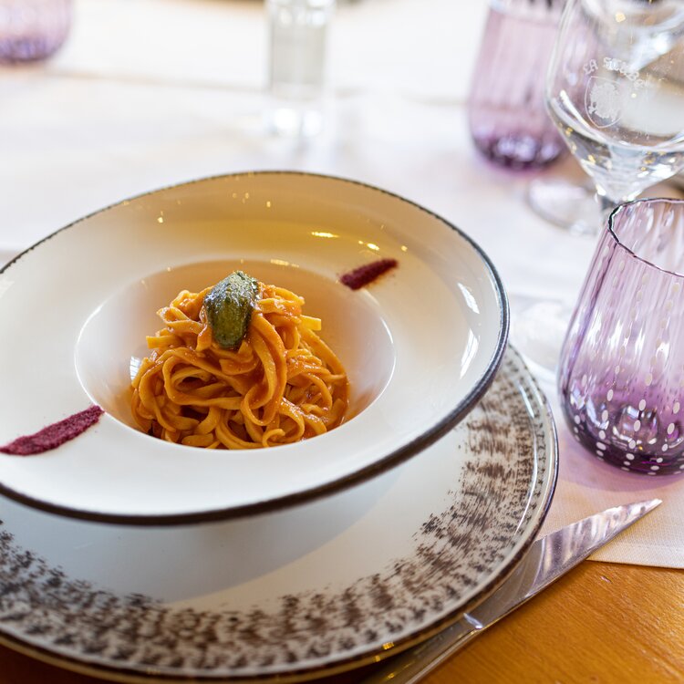 Content Dam Org 12 Images Full Rights Gusto La Stube 3