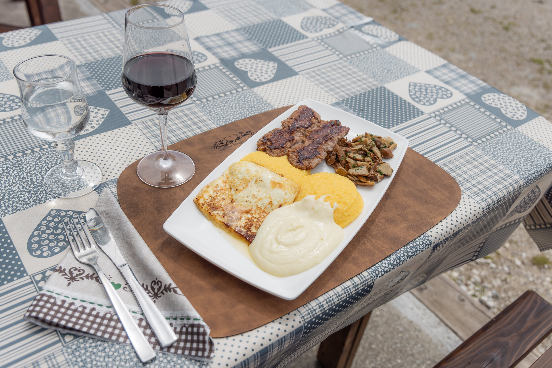 Content Dam Org 12 Images Full Rights Gusto Malga Lozen A93a5531