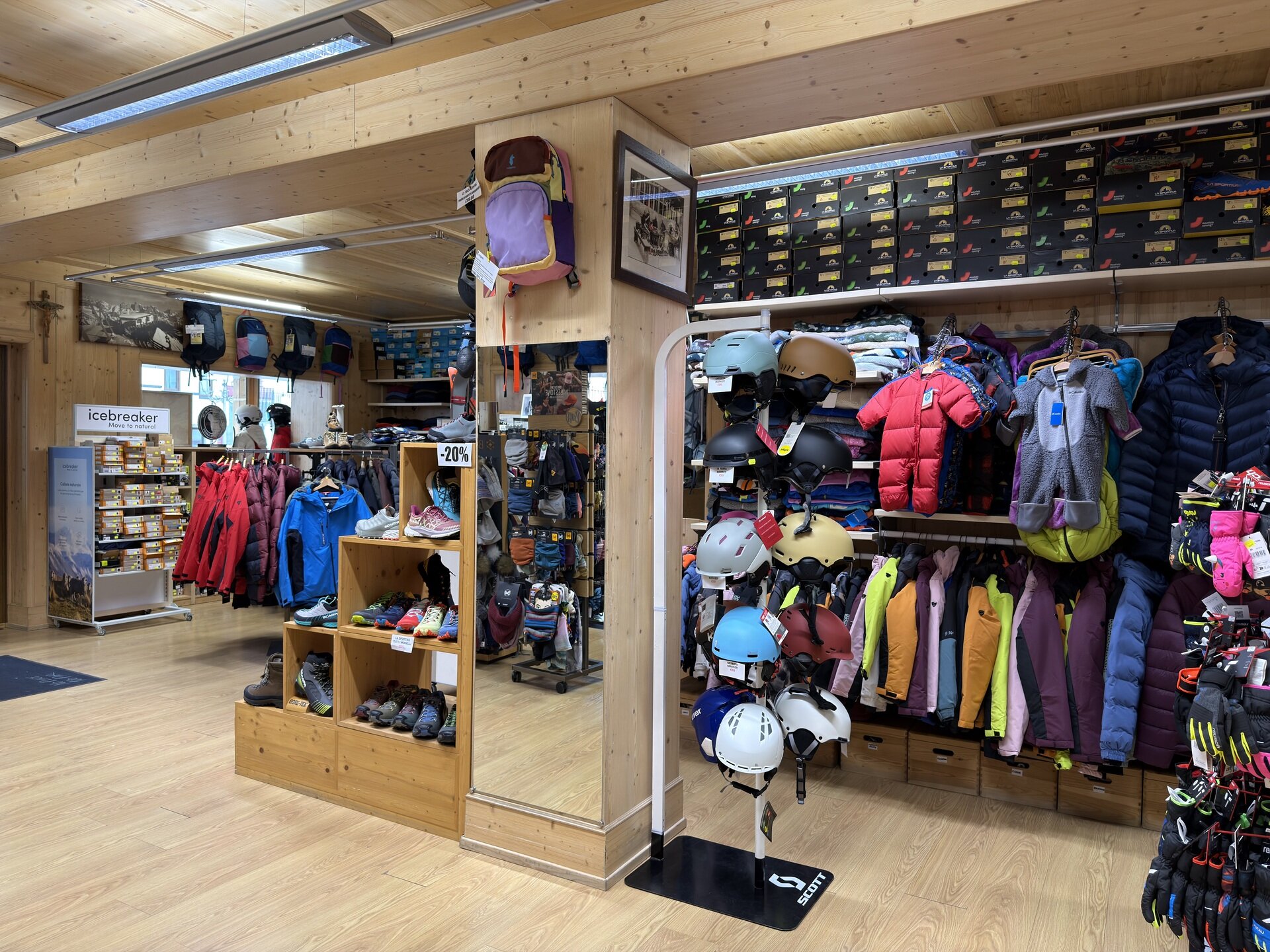 Content Dam Org 12 Images Full Rights Shopping Gubert Sport Nuove Foto 03 12 25 10 20 34