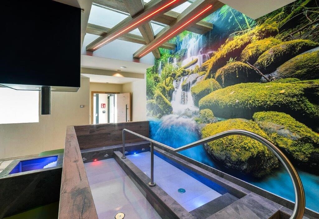 Content Dam Org 12 Images Full Rights Wellness Piscina Di Primiero Acqua Therapy Centro Benessere Piscina