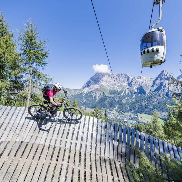 Funivia sopra i mtb tour del San Martino Bike Arena