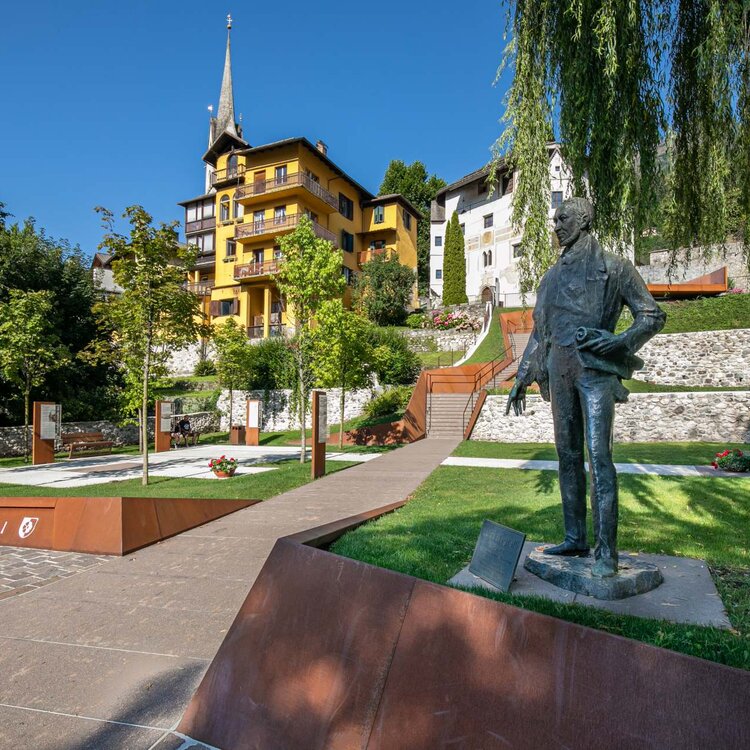 Parco in centro a Fiera di Primiero in Trentino