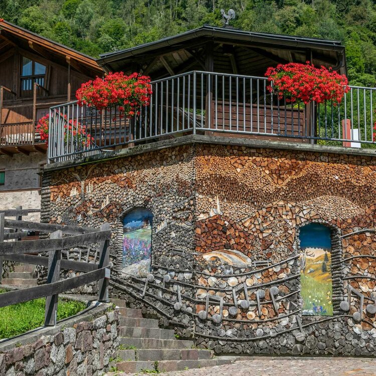 Legnaia artistica a Mezzano