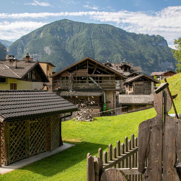 Costruzioni in legno a Mezzano