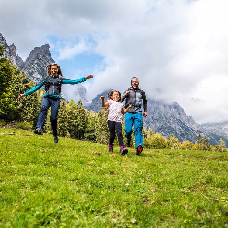 Trekking in famiglia sulle dolomiti primiero