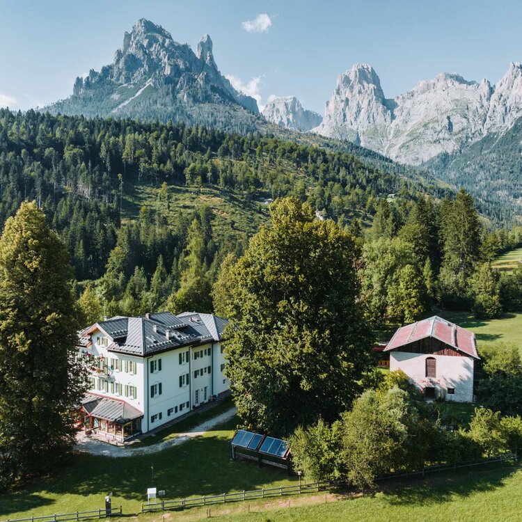 Paesaggi immersi nella natura delle dolomiti