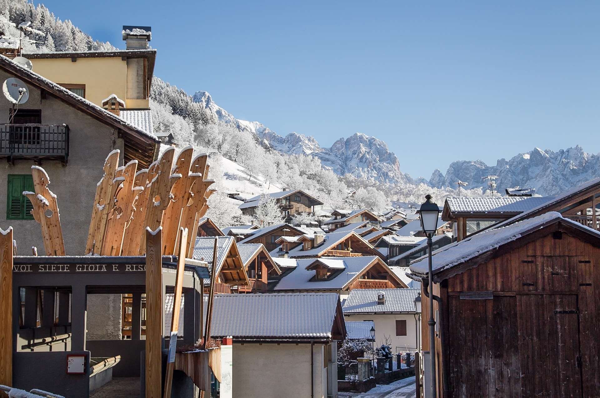 Strade innevate di Mezzano