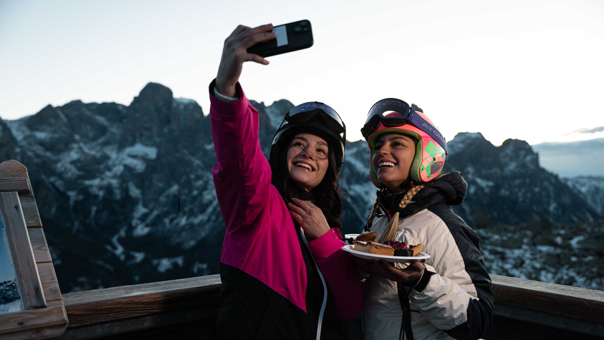 Skisunrise sulle dolomiti