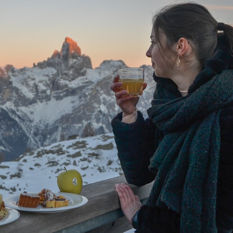 ammirare l'enrosadiratime sulle dolomiti