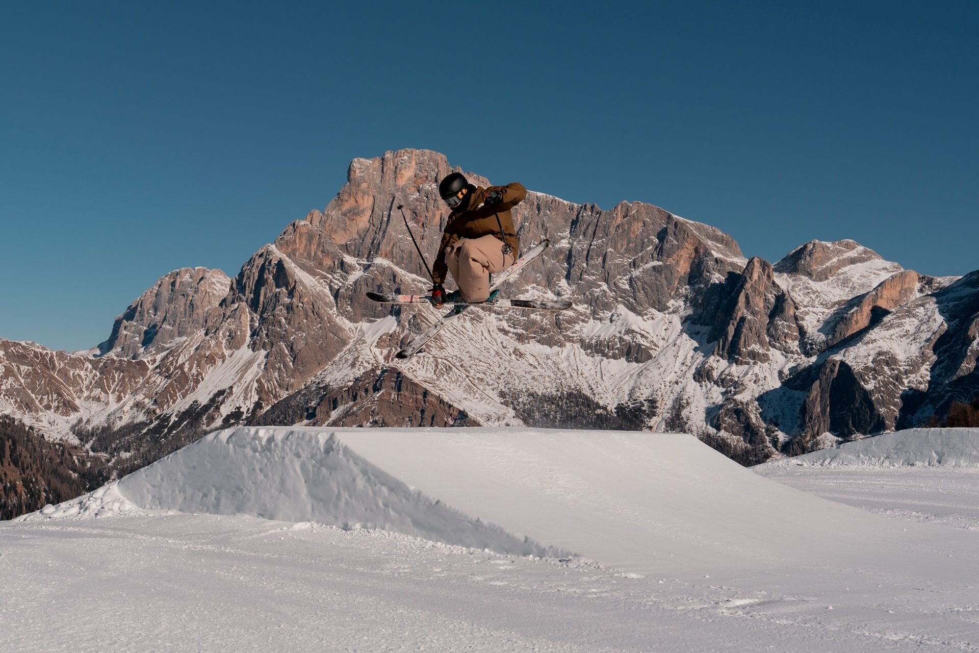 Salto nello snowpark a San Martino di Castrozza