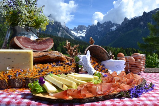CHEESE ROUTE OF THE DOLOMITES